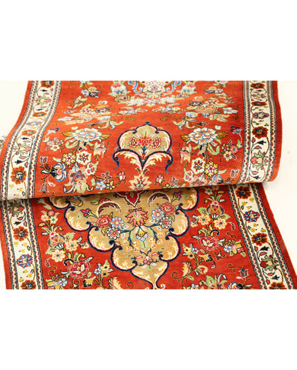 Qum 1' 7" X 5' 3" Hand Knotted Silk Rug 1' 7" X 5' 3" (48 X 160) / Rust / Silk