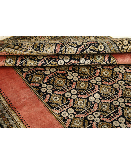 Qum 4' 5" X 6' 10" Hand Knotted Silk Rug 4' 5" X 6' 10" (135 X 208) / Peach / Silk