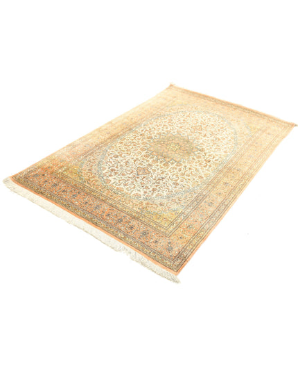 Qum 4' 3" X 6' 5" Hand Knotted Silk Rug 4' 3" X 6' 5" (130 X 196) / Ivory / Silk