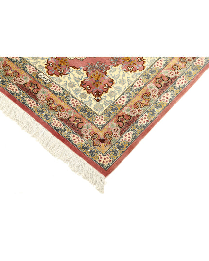 Qum 3' 4" X 4' 10" Hand Knotted Silk Rug 3' 4" X 4' 10" (101 X 147) / Peach / Silk