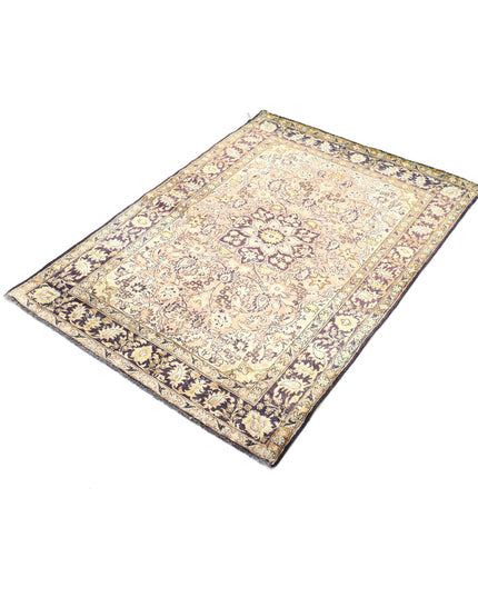 Qum 3' 4" X 4' 10" Hand Knotted Silk Rug 3' 4" X 4' 10" (101 X 147) / Peach / Silk