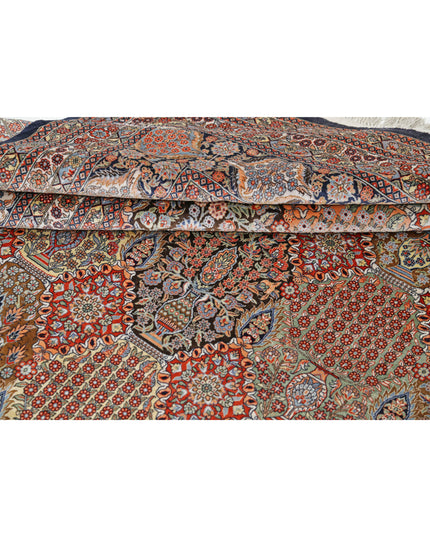 Qum 6' 0" X 9' 0" Hand Knotted Silk Rug 6' 0" X 9' 0" (183 X 274) / Rust / Silk