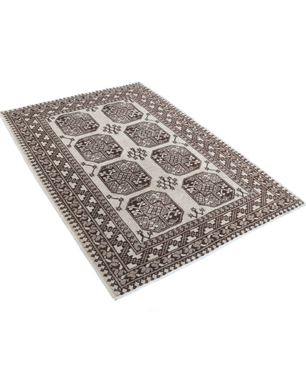Revival 4' 4" X 6' 1" Hand Knotted Wool Rug 4' 4" X 6' 1" (132 X 185) / Ivory / Wool