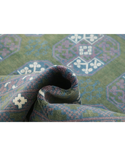 Revival 6' 7" X 9' 5" Hand Knotted Wool Rug 6' 7" X 9' 5" (201 X 287) / Green / Wool