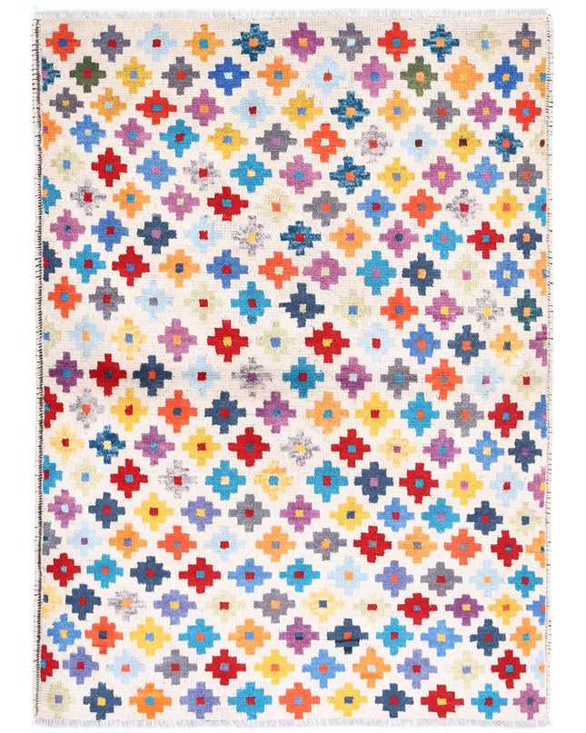 Revival 3' 4" X 4' 9" Hand Knotted Wool Rug 3' 4" X 4' 9" (101 X 145) / Ivory / Wool