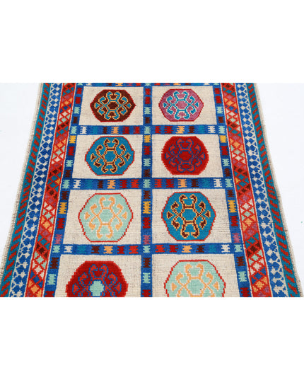 Revival 3' 3" X 4' 9" Hand Knotted Wool Rug 3' 3" X 4' 9" (99 X 145) / Ivory / Wool