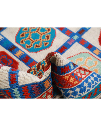 Revival 3' 3" X 4' 9" Hand Knotted Wool Rug 3' 3" X 4' 9" (99 X 145) / Ivory / Wool