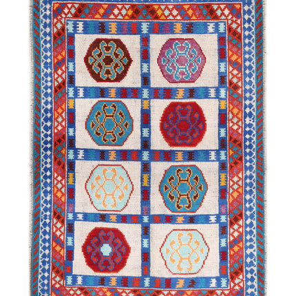 Revival 3' 3" X 4' 9" Hand Knotted Wool Rug 3' 3" X 4' 9" (99 X 145) / Ivory / Wool