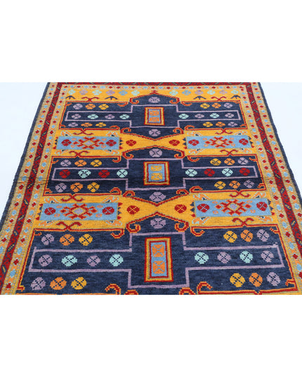 Revival 4' 4" X 5' 10" Hand Knotted Wool Rug 4' 4" X 5' 10" (132 X 178) / Blue / Wool