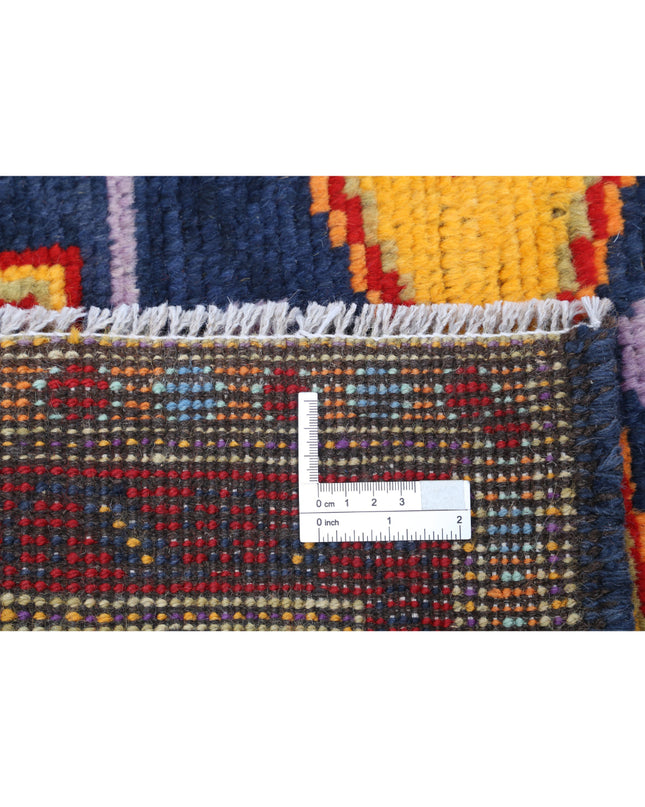 Revival 4' 4" X 5' 10" Hand Knotted Wool Rug 4' 4" X 5' 10" (132 X 178) / Blue / Wool