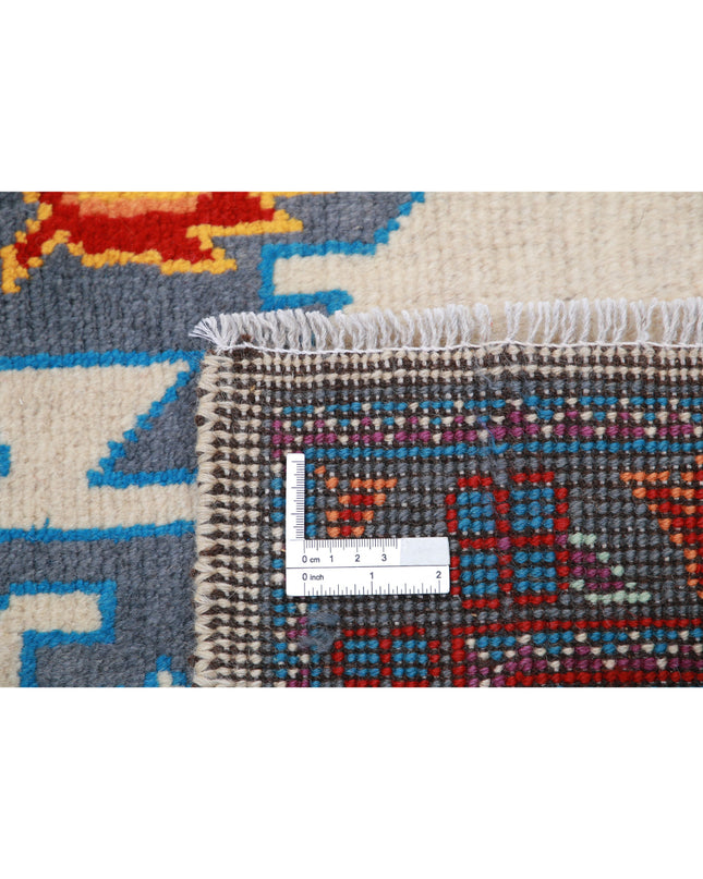 Revival 5' 0" X 6' 7" Hand Knotted Wool Rug 5' 0" X 6' 7" (152 X 201) / Ivory / Wool