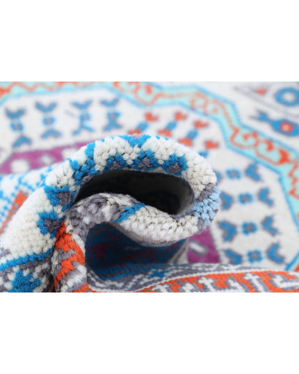 Revival 5' 0" X 6' 4" Hand Knotted Wool Rug 5' 0" X 6' 4" (152 X 193) / Ivory / Wool