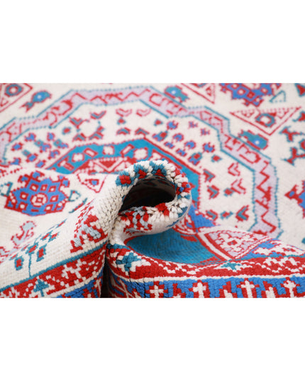 Revival 5' 1" X 6' 7" Hand Knotted Wool Rug 5' 1" X 6' 7" (155 X 201) / Ivory / Wool