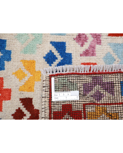 Revival 4' 11" X 6' 6" Hand Knotted Wool Rug 4' 11" X 6' 6" (150 X 198) / Ivory / Wool