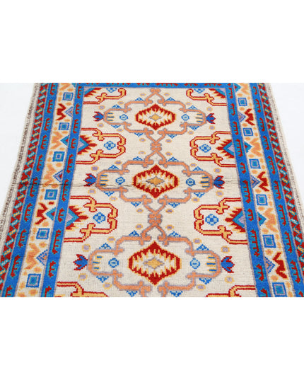 Revival 3' 5" X 5' 0" Hand Knotted Wool Rug 3' 5" X 5' 0" (104 X 152) / Ivory / Wool