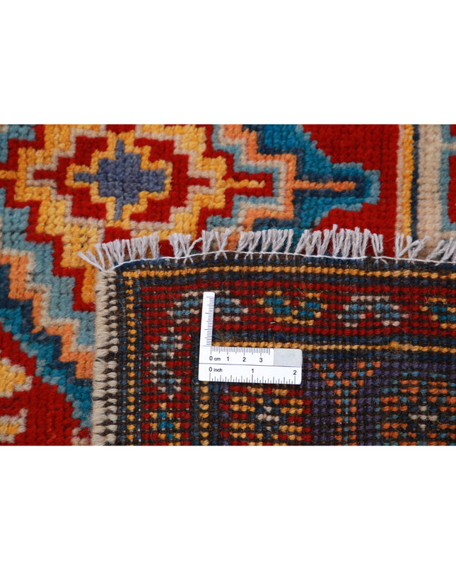 Revival 4' 0" X 5' 9" Hand Knotted Wool Rug 4' 0" X 5' 9" (122 X 175) / Ivory / Wool