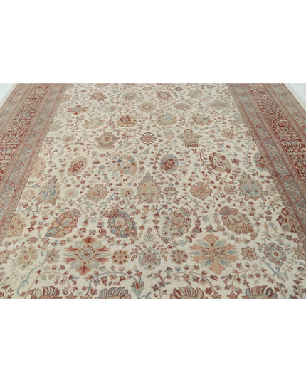 Samsun 10' 8" X 13' 7" Hand Knotted Wool Rug 10' 8" X 13' 7" (325 X 414) / Ivory / Wool