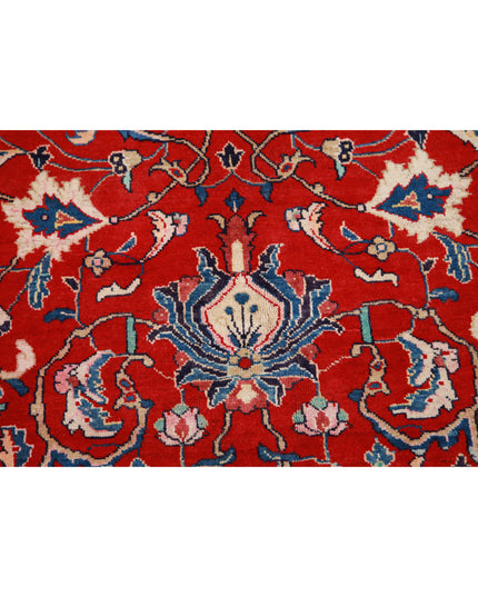 Sarouk 7' 2" X 10' 6" Hand Knotted Wool Rug 7' 2" X 10' 6" (219 X 320) / Red / Wool