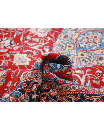 Sarouk 7' 2" X 10' 6" Hand Knotted Wool Rug 7' 2" X 10' 6" (219 X 320) / Red / Wool