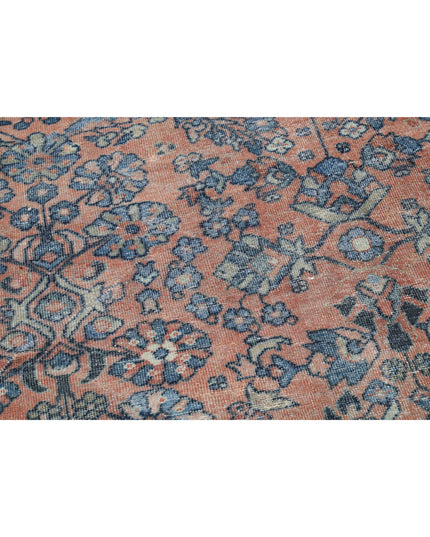 Sarouk 7' 3" X 10' 9" Hand Knotted Wool Rug 7' 3" X 10' 9" (221 X 328) / Peach / Wool