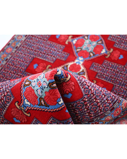 Senneh 3' 1" X 12' 1" Hand Knotted Wool Rug 3' 1" X 12' 1" (94 X 368) / Red / Wool