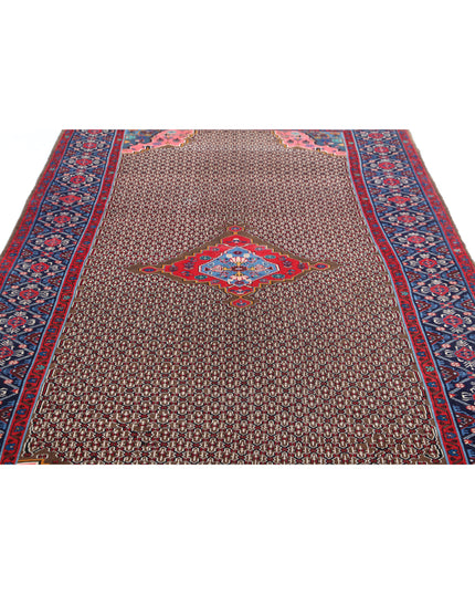 Senneh 5' 2" X 9' 10" Hand Knotted Wool Rug 5' 2" X 9' 10" (158 X 300) / Taupe / Wool