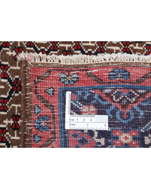 Senneh 5' 2" X 9' 10" Hand Knotted Wool Rug 5' 2" X 9' 10" (158 X 300) / Taupe / Wool