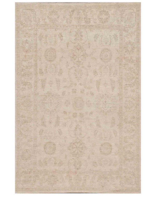 Serenity 5' 5" X 8' 1" Hand Knotted Wool Rug 5' 5" X 8' 1" (165 X 246) / Beige / Wool