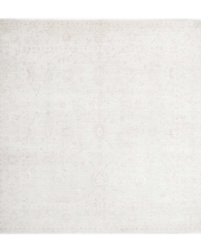 Serenity 8' 1" X 8' 0" Hand Knotted Wool Rug 8' 1" X 8' 0" (246 X 244) / Ivory / Wool