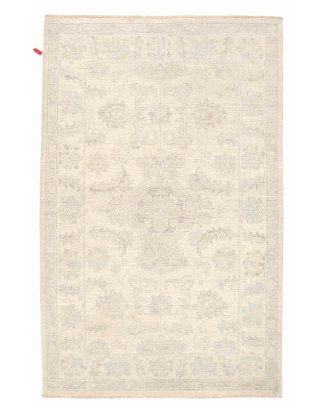 Serenity 3' 2" X 4' 11" Hand Knotted Wool Rug 3' 2" X 4' 11" (97 X 150) / Grey / Wool