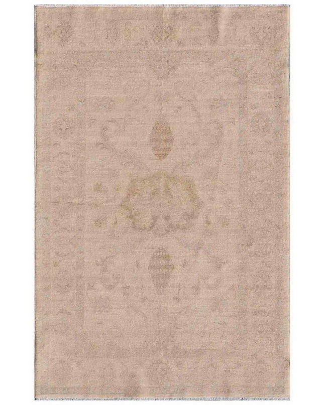 Serenity 3' 3" X 5' 0" Hand Knotted Wool Rug 3' 3" X 5' 0" (99 X 152) / Ivory / Wool