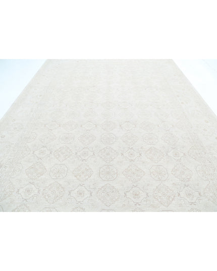 Serenity 9' 9" X 13' 7" Hand Knotted Wool Rug 9' 9" X 13' 7" (297 X 414) / Ivory / Wool