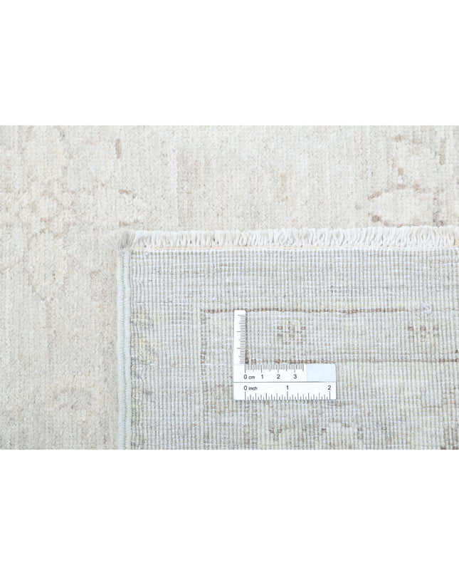 Serenity 2' 11" X 11' 2" Hand Knotted Wool Rug 2' 11" X 11' 2" (89 X 340) / Ivory / Wool