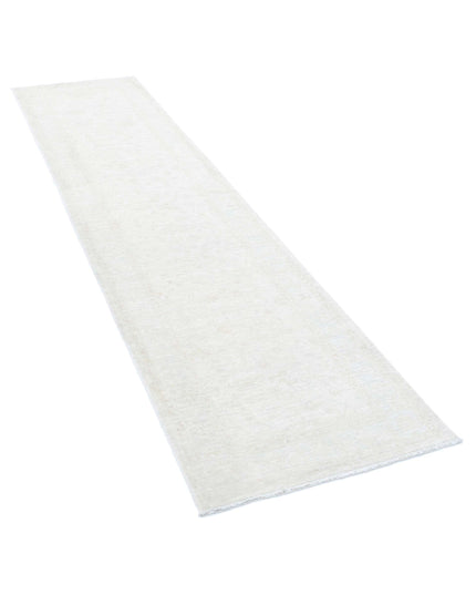 Serenity 2' 5" X 10' 0" Hand Knotted Wool Rug 2' 5" X 10' 0" (74 X 305) / Ivory / Wool