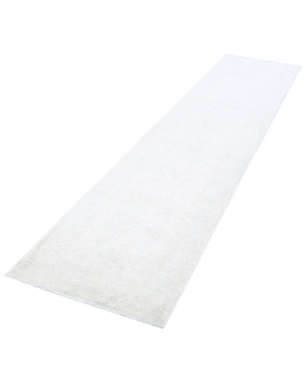 Serenity 2' 5" X 10' 0" Hand Knotted Wool Rug 2' 5" X 10' 0" (74 X 305) / Ivory / Wool