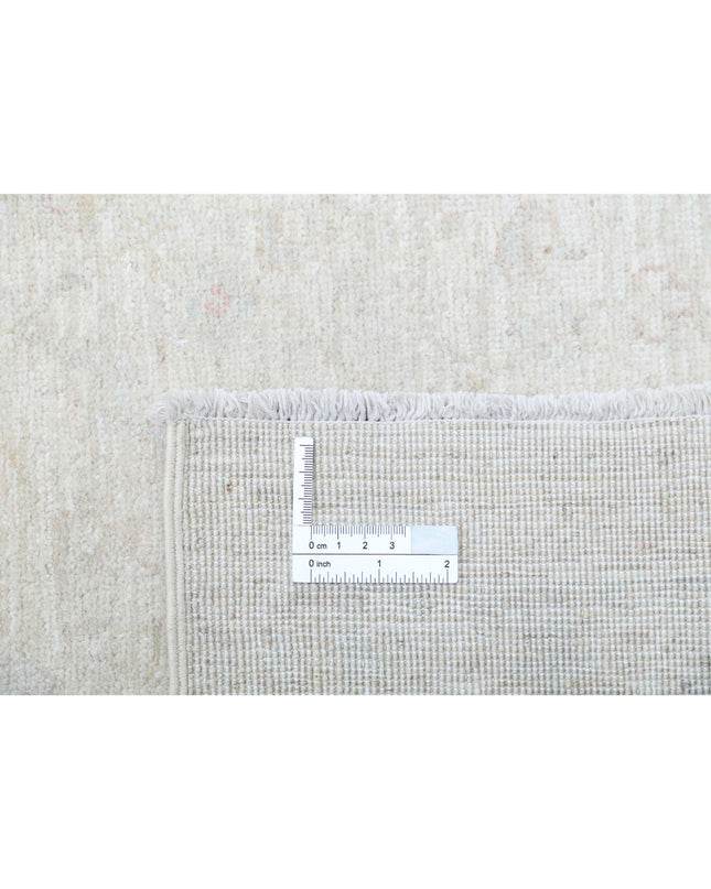 Serenity 2' 5" X 10' 0" Hand Knotted Wool Rug 2' 5" X 10' 0" (74 X 305) / Ivory / Wool
