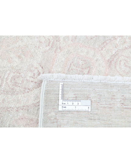 Serenity 3' 0" X 10' 7" Hand Knotted Wool Rug 3' 0" X 10' 7" (91 X 322) / Grey / Wool