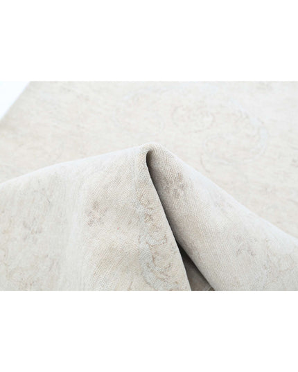 Serenity 2' 8" X 11' 11" Hand Knotted Wool Rug 2' 8" X 11' 11" (81 X 363) / Ivory / Wool