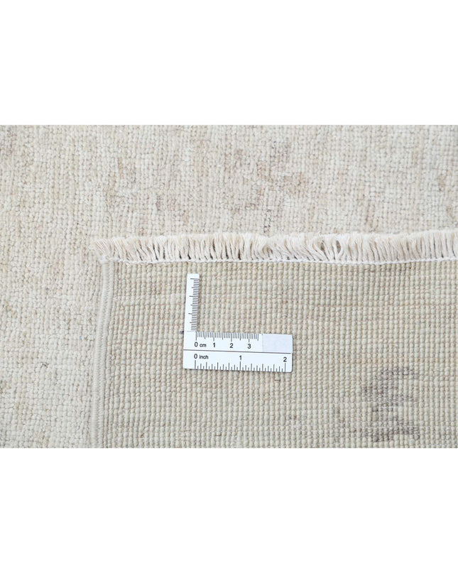 Serenity 2' 8" X 11' 11" Hand Knotted Wool Rug 2' 8" X 11' 11" (81 X 363) / Ivory / Wool