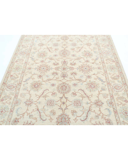 Serenity 5' 7" X 7' 4" Hand Knotted Wool Rug 5' 7" X 7' 4" (170 X 223) / Ivory / Wool