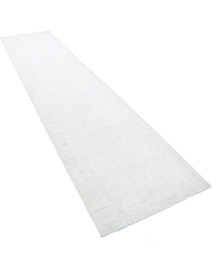 Serenity 2' 9" X 12' 2" Hand Knotted Wool Rug 2' 9" X 12' 2" (84 X 371) / Ivory / Wool
