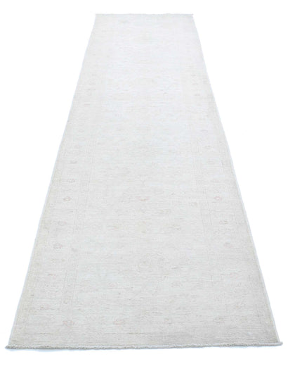 Serenity 2' 9" X 12' 2" Hand Knotted Wool Rug 2' 9" X 12' 2" (84 X 371) / Ivory / Wool