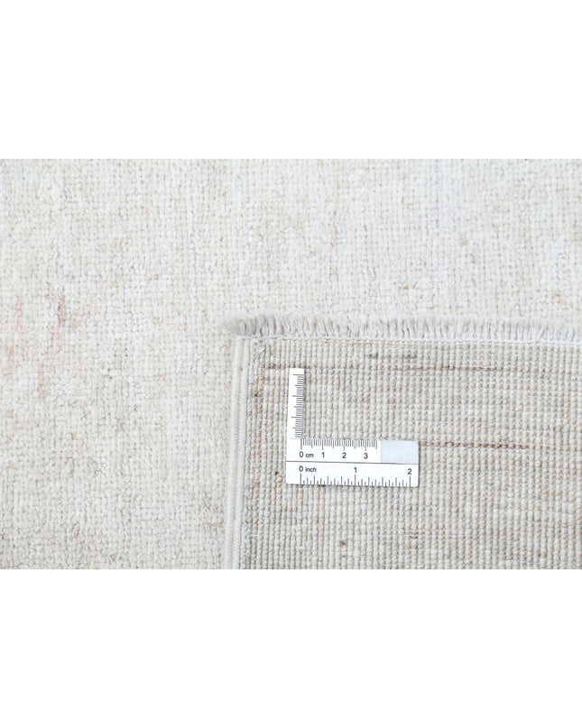 Serenity 2' 9" X 12' 2" Hand Knotted Wool Rug 2' 9" X 12' 2" (84 X 371) / Ivory / Wool