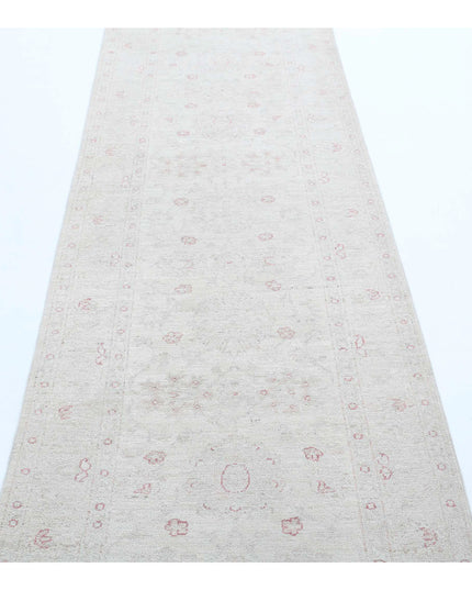 Serenity 2' 10" X 12' 3" Hand Knotted Wool Rug 2' 10" X 12' 3" (86 X 373) / Ivory / Wool