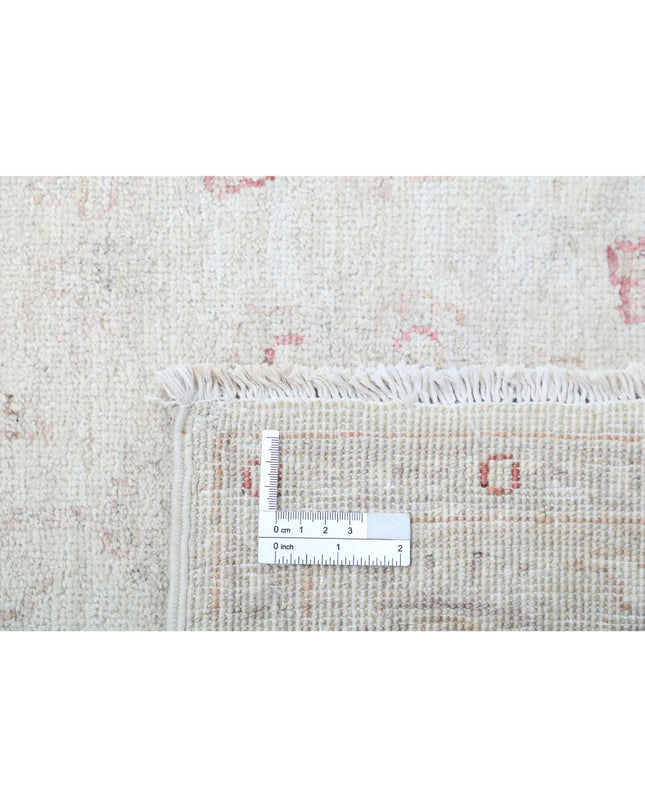 Serenity 2' 10" X 12' 3" Hand Knotted Wool Rug 2' 10" X 12' 3" (86 X 373) / Ivory / Wool