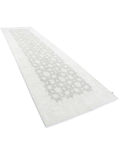 Serenity 4' 8" X 16' 3" Hand Knotted Wool Rug 4' 8" X 16' 3" (142 X 495) / Grey / Wool