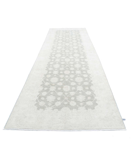 Serenity 4' 8" X 16' 3" Hand Knotted Wool Rug 4' 8" X 16' 3" (142 X 495) / Grey / Wool