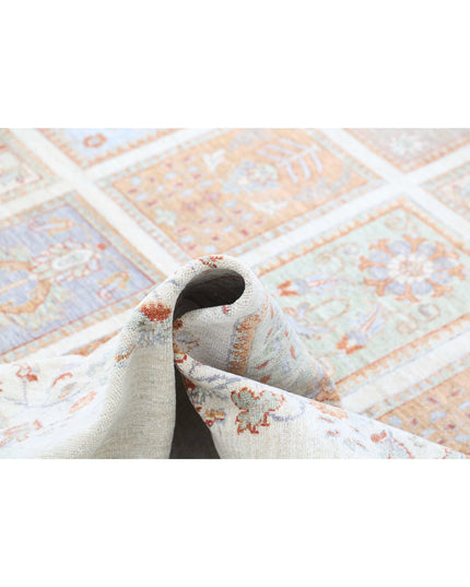 Serenity 8' 1" X 11' 10" Hand Knotted Wool Rug 8' 1" X 11' 10" (246 X 361) / Ivory / Wool