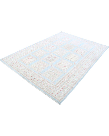 Serenity 5' 7" X 7' 11" Hand Knotted Wool Rug 5' 7" X 7' 11" (170 X 241) / Blue / Wool