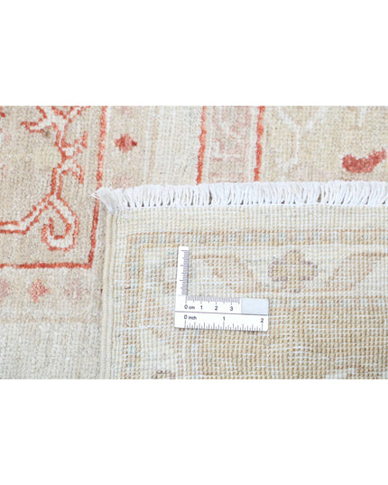 Serenity 5' 6" X 8' 0" Hand Knotted Wool Rug 5' 6" X 8' 0" (168 X 244) / Ivory / Wool